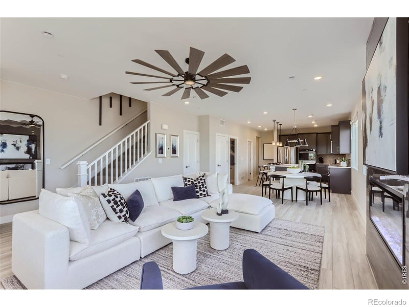 2840 Bear Springs Cir, Longmont, CO 80503