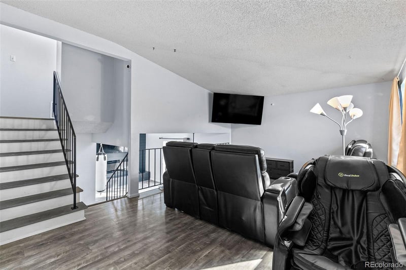 4963 Billings St, Denver, CO 80239
