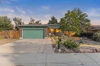 4963 Billings St, Denver, CO 80239