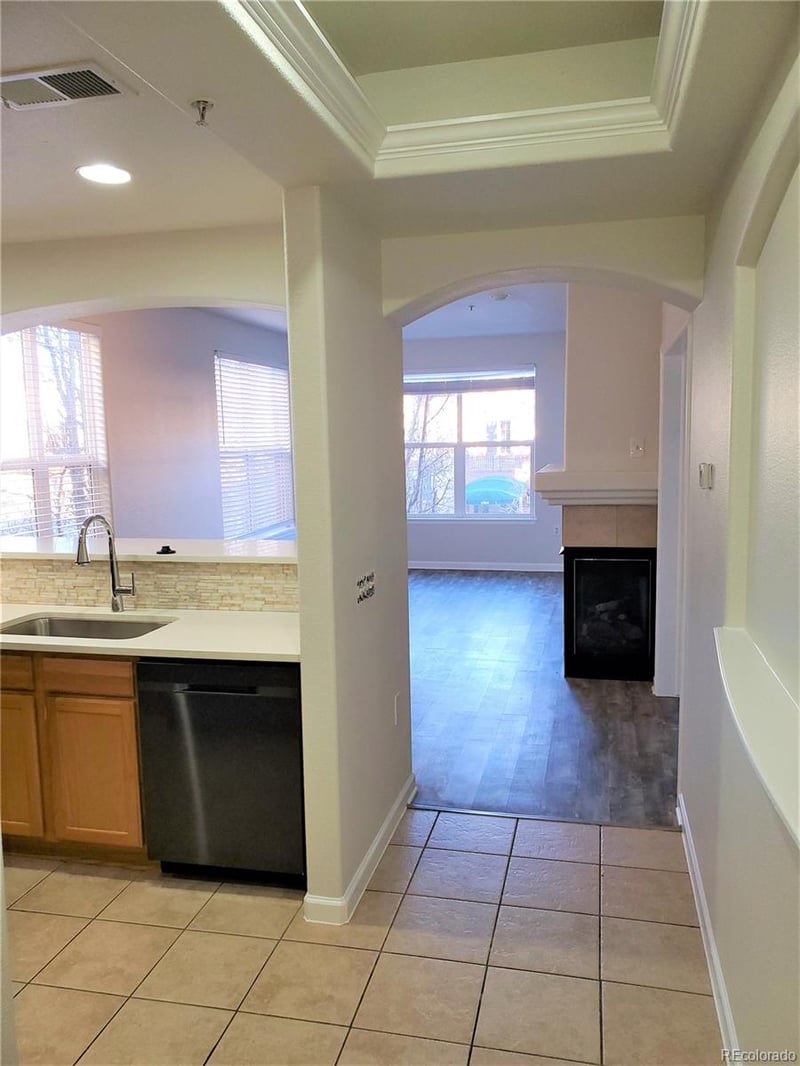 1747 Pearl St #201, Denver, CO 80203