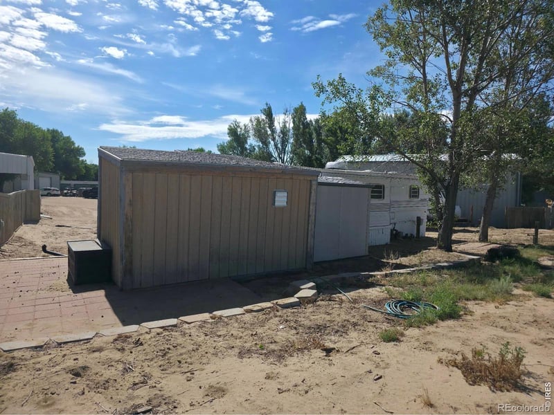 162 Kiowa Cir, Weldona, CO 80653