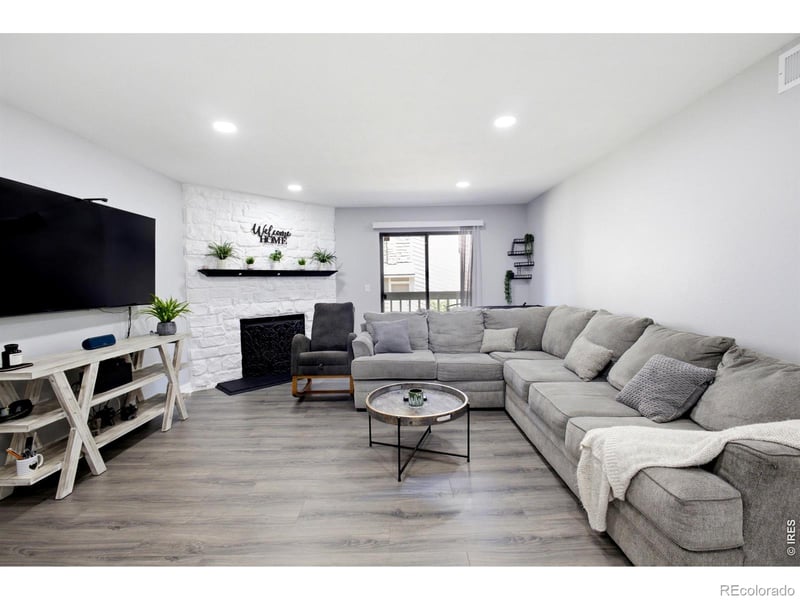 8225 Fairmount Dr #105, Denver, CO 80247