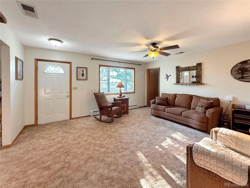 528 Julian Ave, Flagler, CO 80815