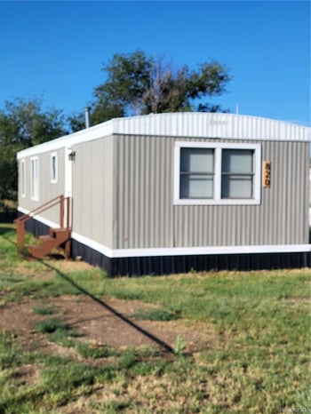 820 6th St, Hugo, CO 80821
