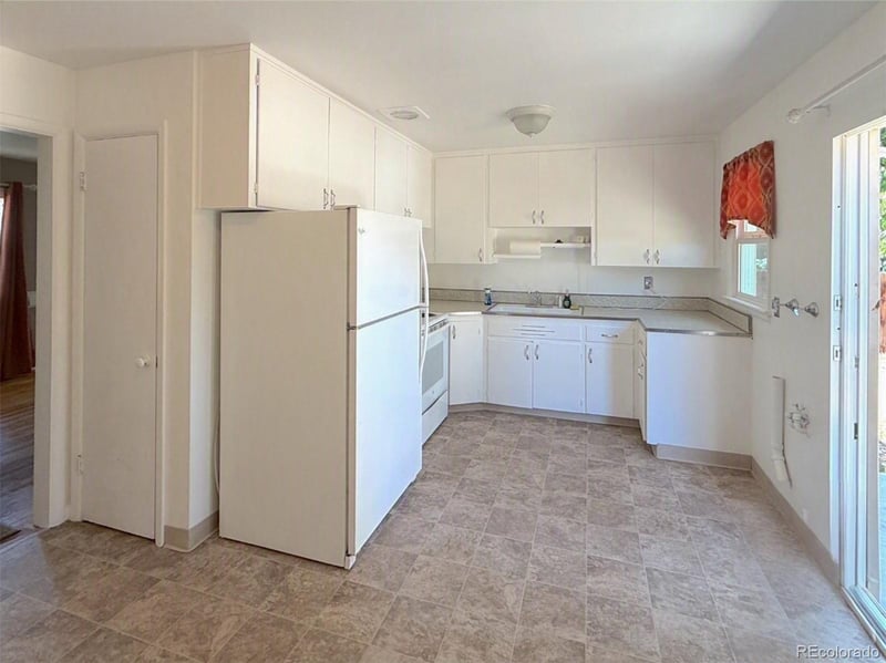 5298 Grant St, Littleton, CO 80121
