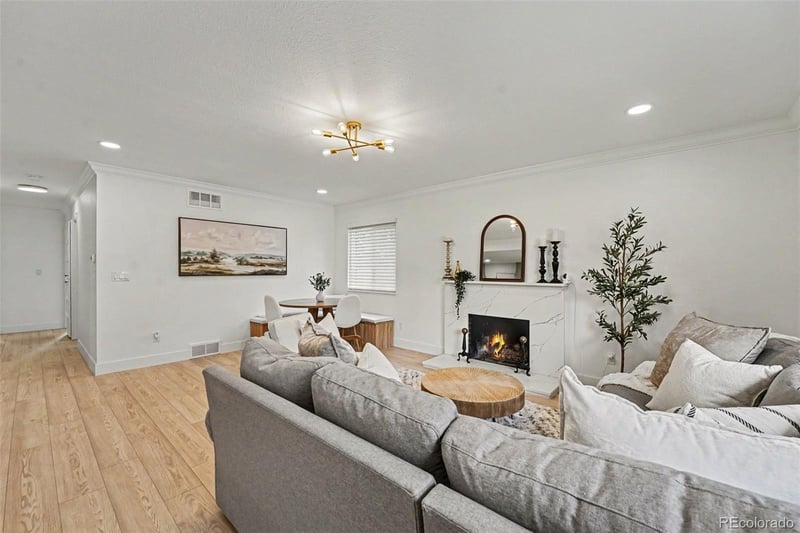 4645 Akron St, Greenwood Village, CO 80111