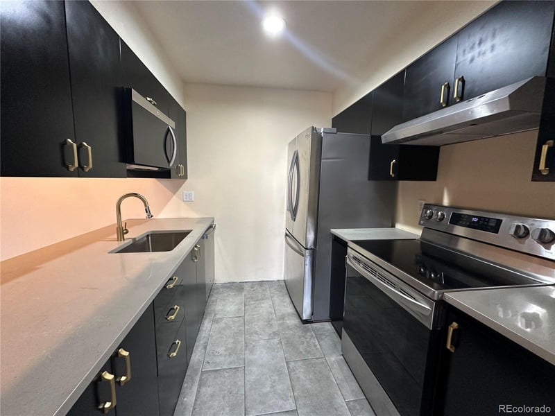 579 Wright St #207, Lakewood, CO 80228