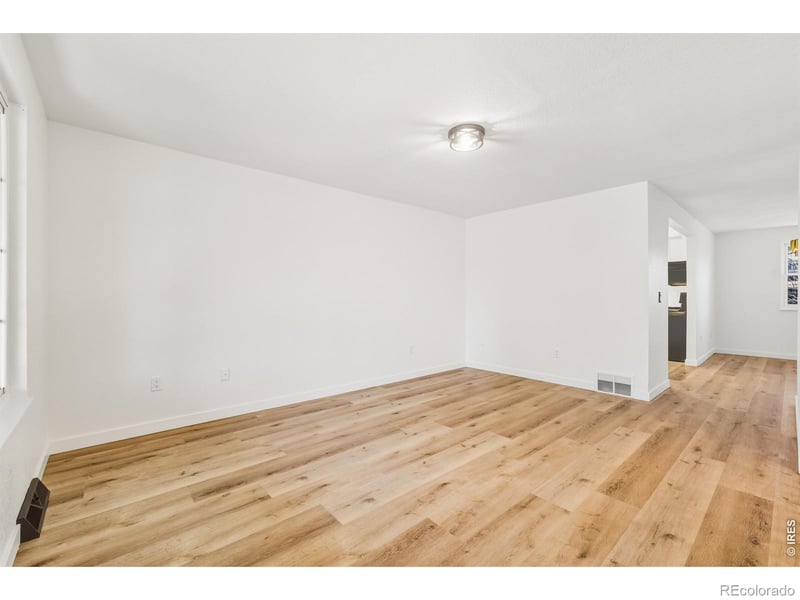 1080 S Garrison St, Lakewood, CO 80226