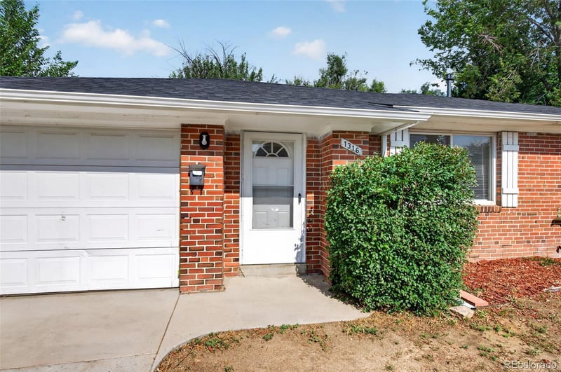 1396 Fulton St, Aurora, CO 80010