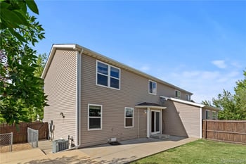 5569 S Quemoy Cir, Aurora, CO 80015