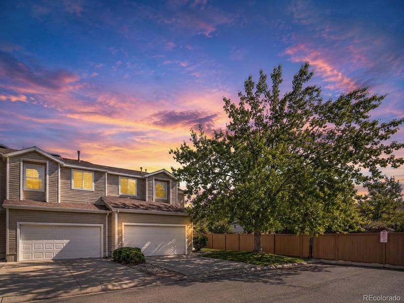 5569 Quemoy Cir, Aurora, CO 80015