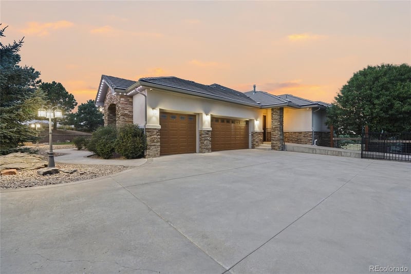 9753 Falcon Roost Point, Parker, CO 80138