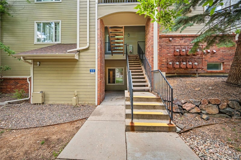 8400 Upham Way #F22, Littleton, CO 80128