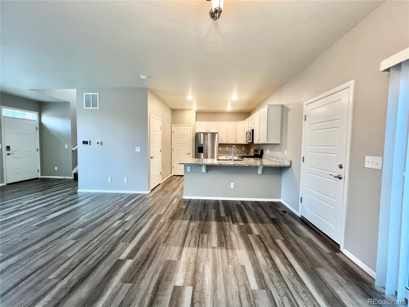 6902 Longpark Dr, Parker, CO 80138