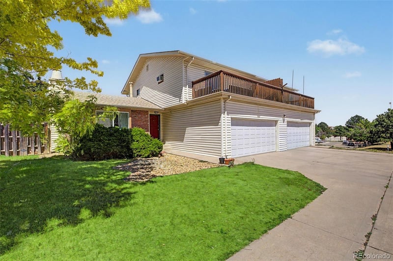 9065 Chenango Ave, Englewood, CO 80111