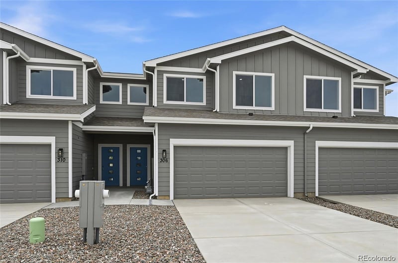 306 Bennett Ave, Bennett, CO 80102