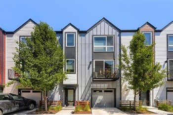 5556 W 10th Pl, Denver, CO 80214
