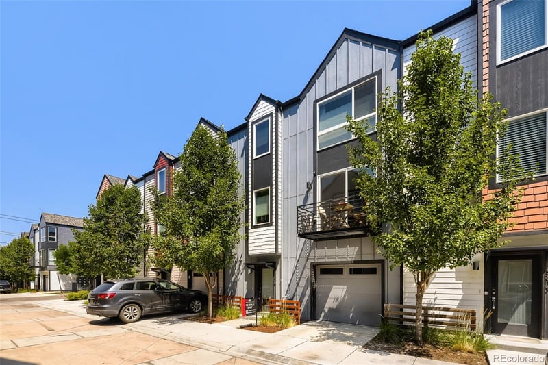 5556 W 10th Pl, Denver, CO 80214