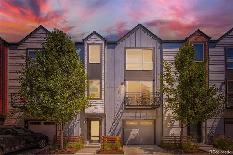 5556 W 10th Pl, Denver, CO 80214