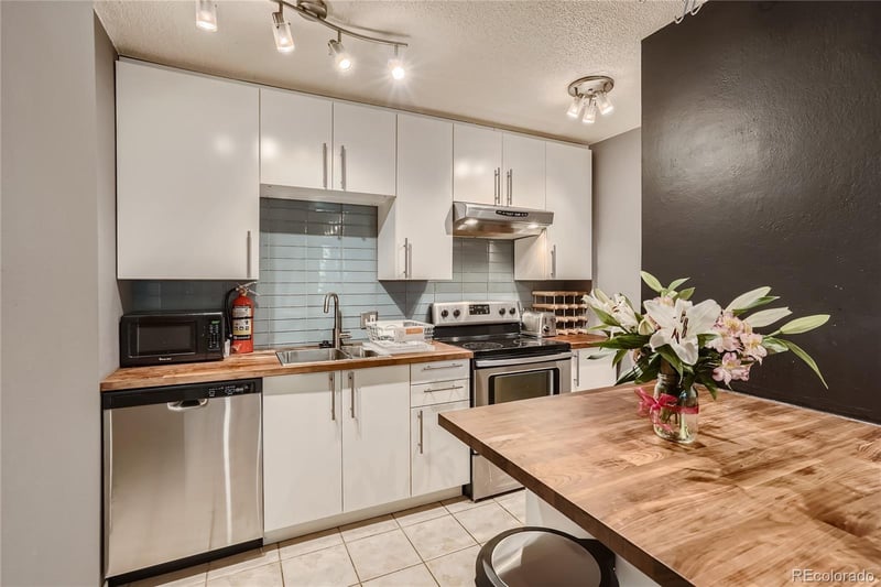 2500 York St #302, Denver, CO 80210