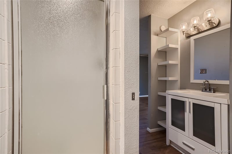 2500 York St #302, Denver, CO 80210