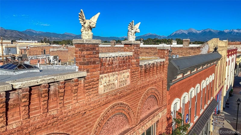 127 1st St, Salida, CO 81201