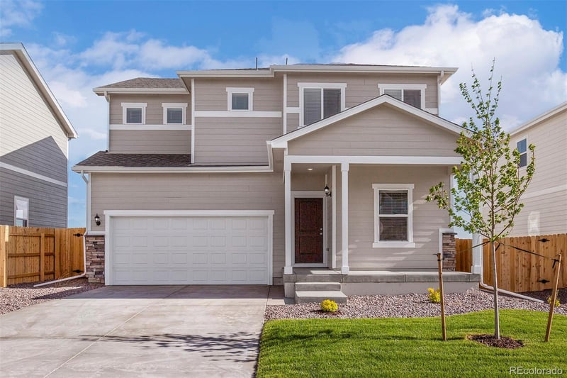 48120 Shetland Dr, Bennett, CO 80102