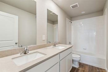 48120 Shetland Dr, Bennett, CO 80102