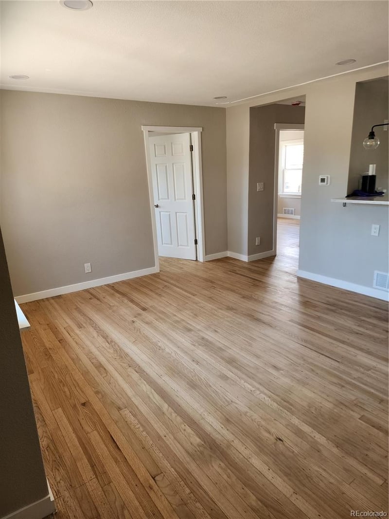 7271 Magnolia St, Commerce City, CO 80022