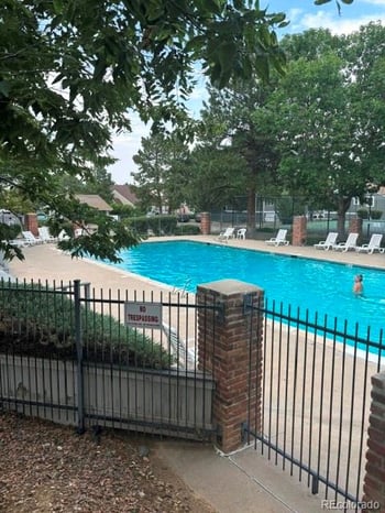847 S Evanston Cir, Aurora, CO 80012