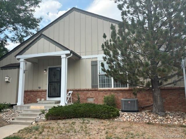 847 Evanston Cir, Aurora, CO 80012