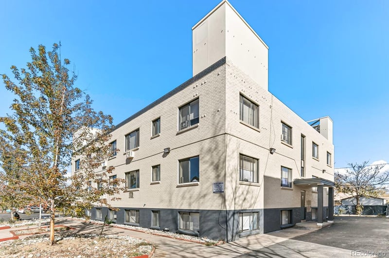 560 Dayton St, Aurora, CO 80010