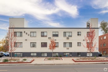 560 Dayton St, Aurora, CO 80010