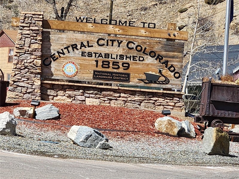 000 Quartz Valley, Central City, CO 80427
