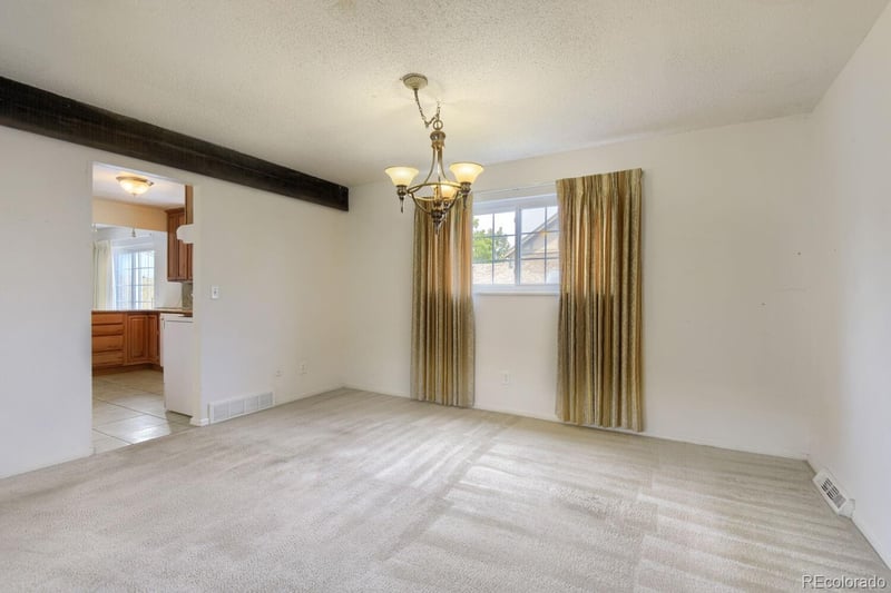 9047 Chenango Ave, Englewood, CO 80111
