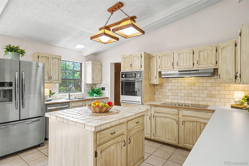 11811 Arkansas Ave, Aurora, CO 80012