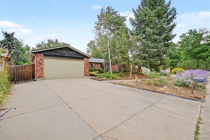 11811 Arkansas Ave, Aurora, CO 80012