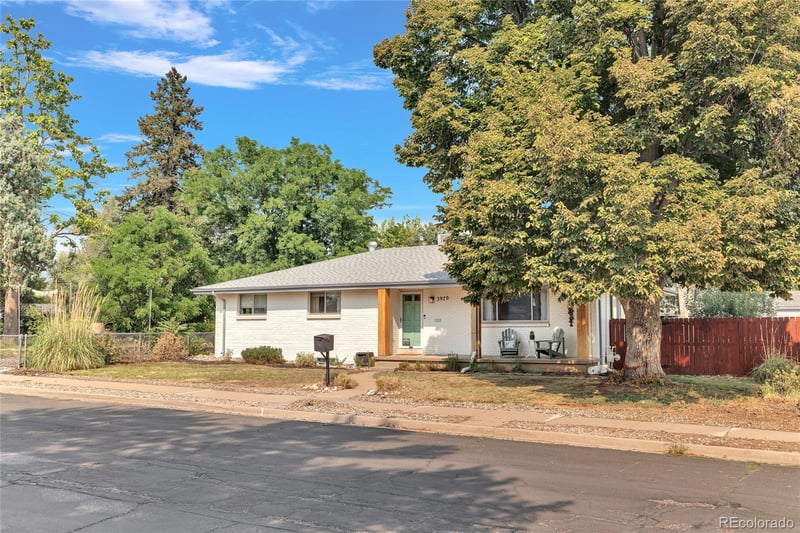 3970 S Delaware St, Englewood, CO 80110
