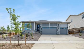 2112 S Irvington St, Aurora, CO 80018