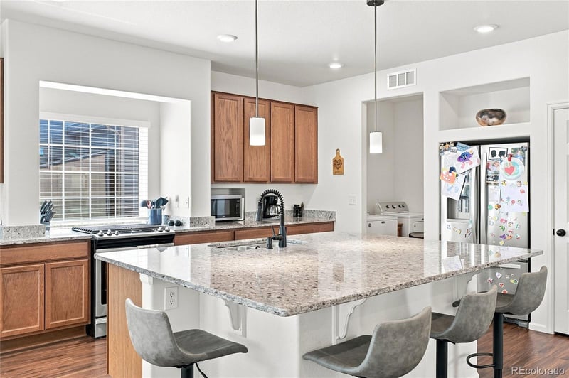 58 Oak Hill Ct, Aurora, CO 80018