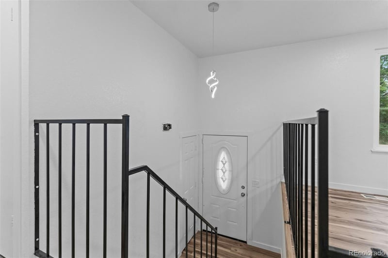 2882 Mobile St, Aurora, CO 80013