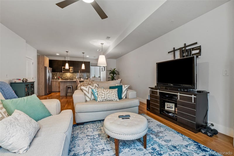 1821 Irving St #104, Denver, CO 80204