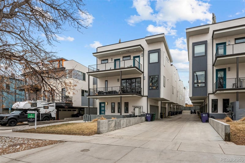 1821 Irving St #104, Denver, CO 80204