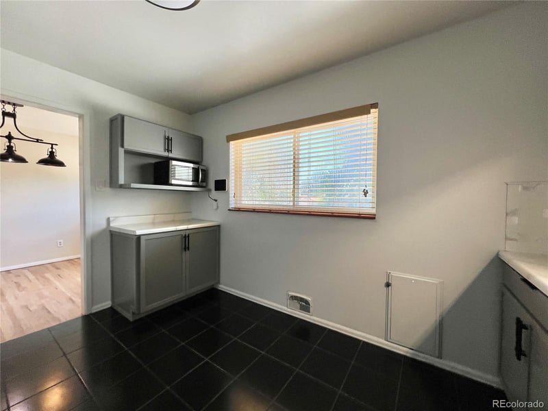 1906 Newton St, Denver, CO 80219