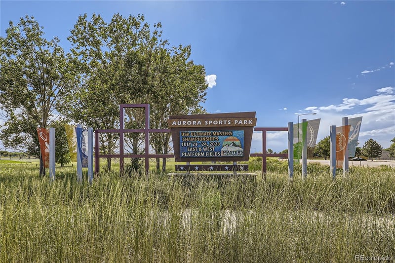 2256 Haleyville Way, Aurora, CO 80018