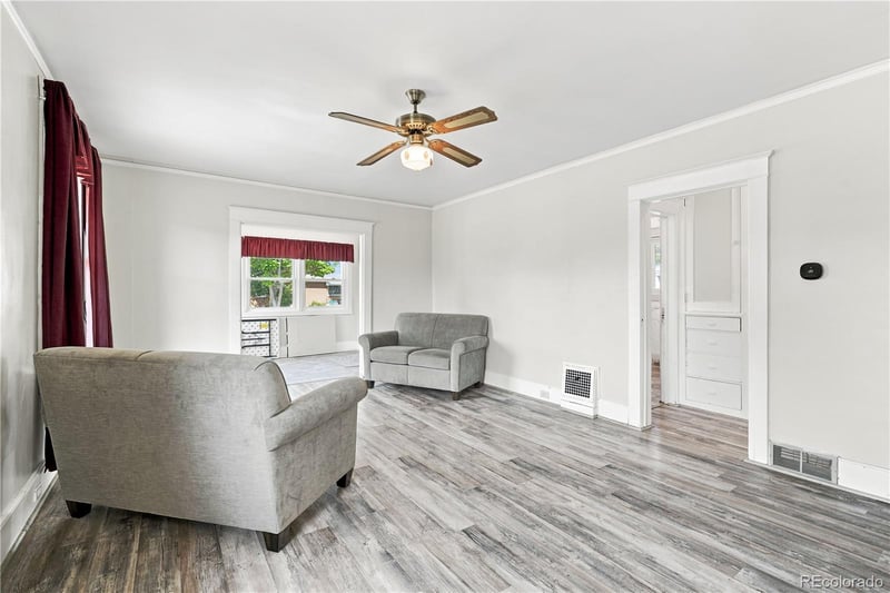 2824 Logan St, Englewood, CO 80113