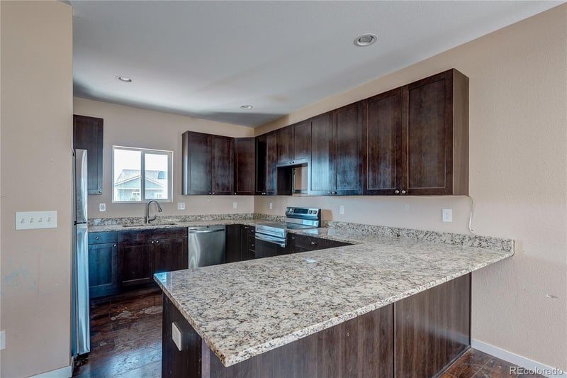 495 S 3rd Ave, Deer Trail, CO 80105