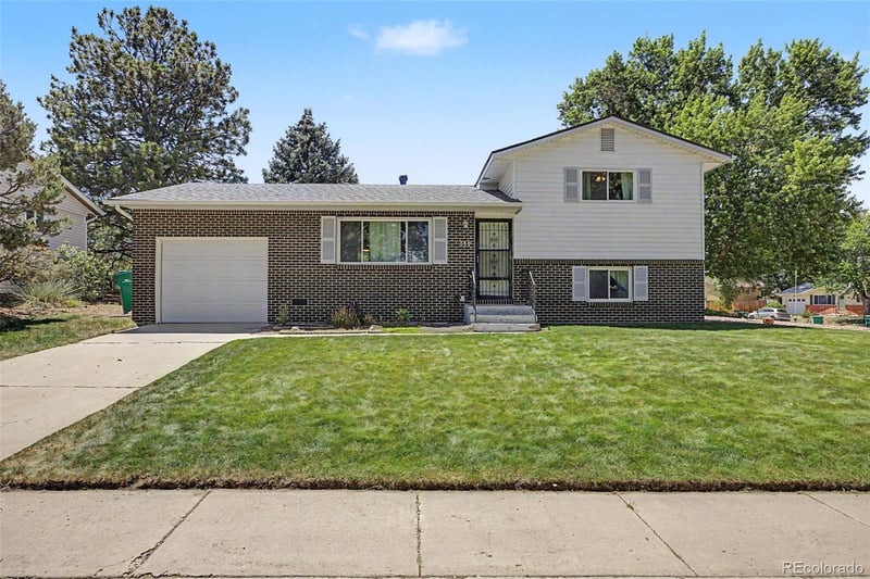 712 Lansing Dr, Colorado Springs, CO 80909
