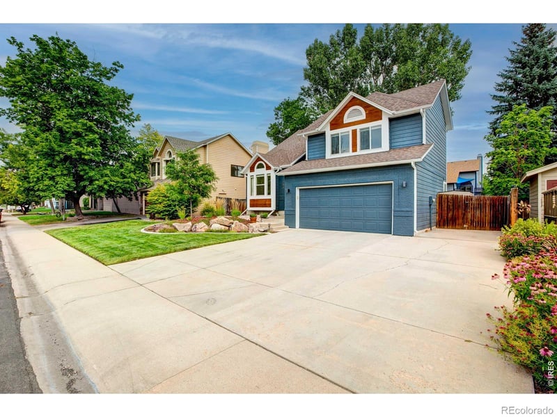 954 Deer Creek Ln, Fort Collins, CO 80526