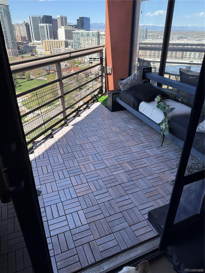 100 Park Ave #1708, Denver, CO 80205